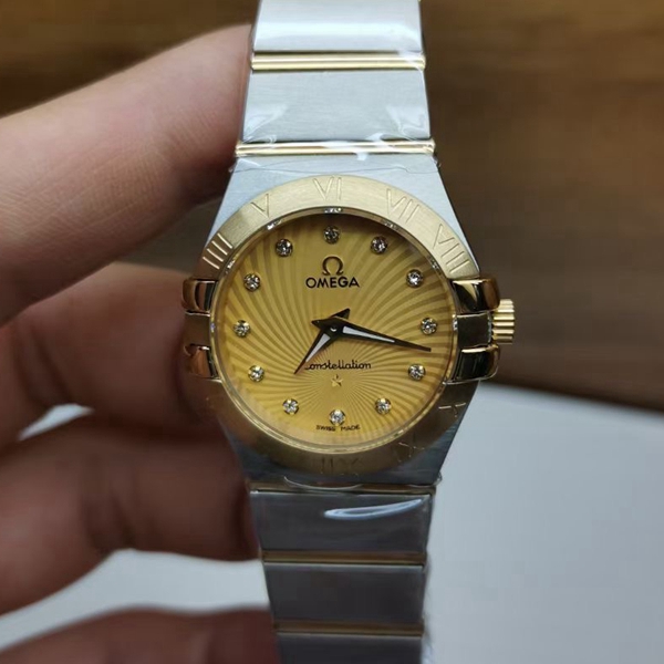 オメガ時計正面デザイン